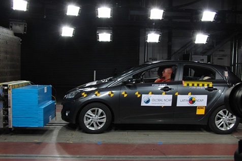Hyundai HB20 + 2 Airbags — 1