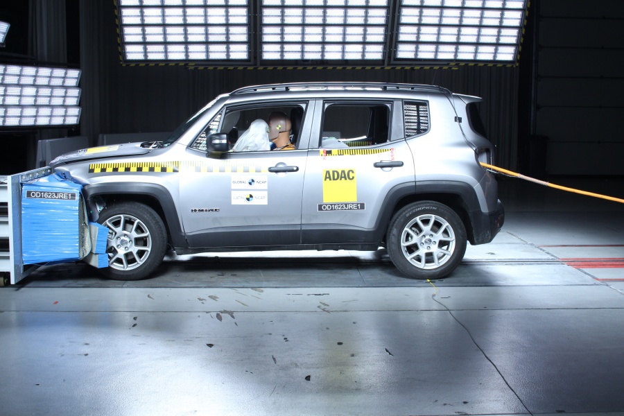Jeep Renegade + 2 Airbags — 1