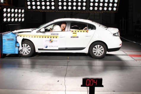Renault Fluence + 2 Airbags — 1