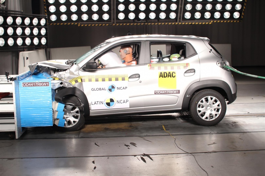 Renault Kwid + 4 Airbags — 1